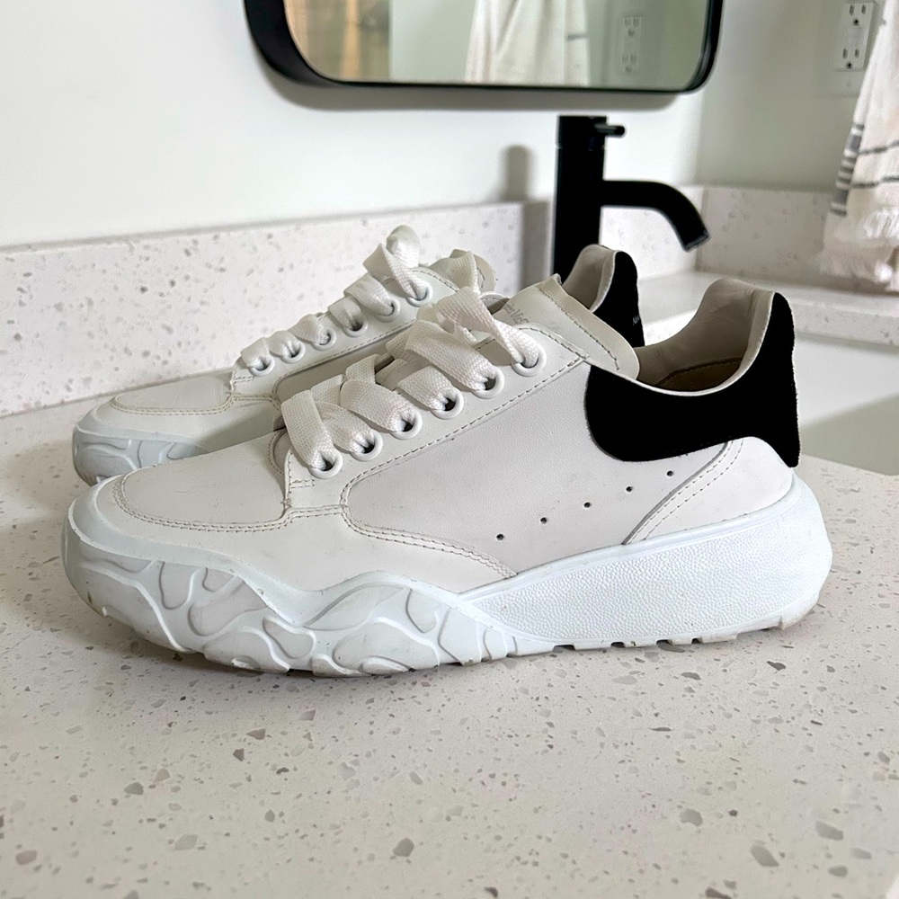 Alexander McQeen Sneaker women’s 8